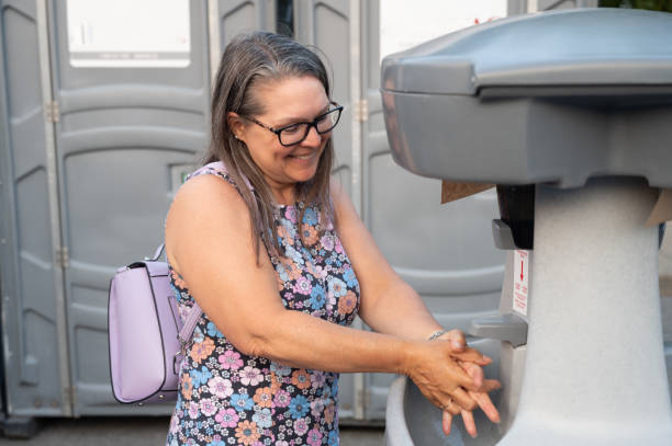 Portable restroom solutions in Lake Summerset, IL
